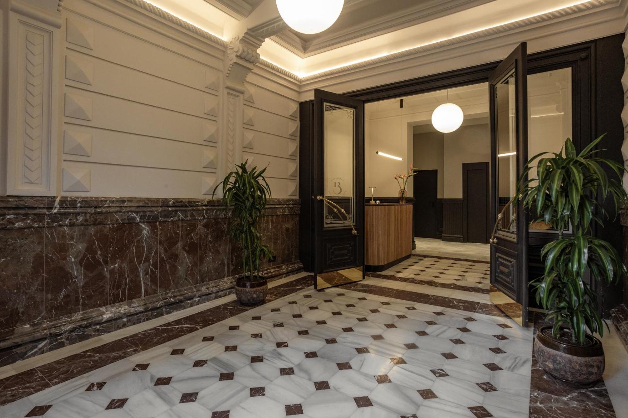 Batimont Suites & Apartments Більбао Екстер'єр фото
