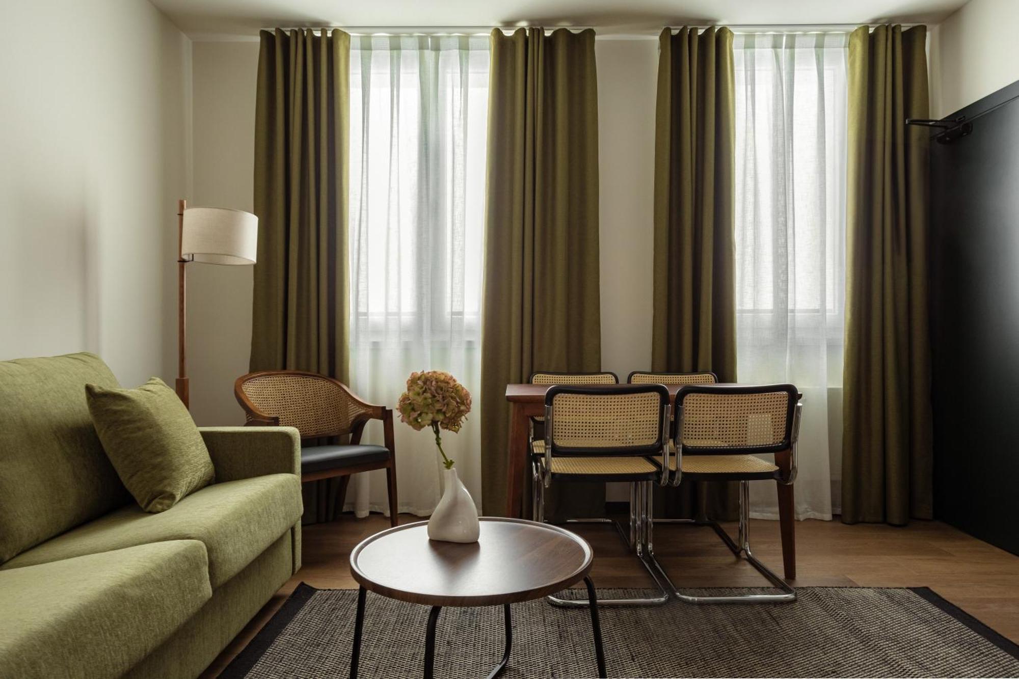 Batimont Suites & Apartments Більбао Екстер'єр фото
